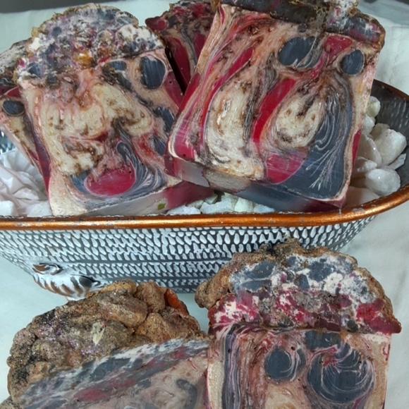 2 Dragon blood slayer scented large soap bars - Picture 2 of 15